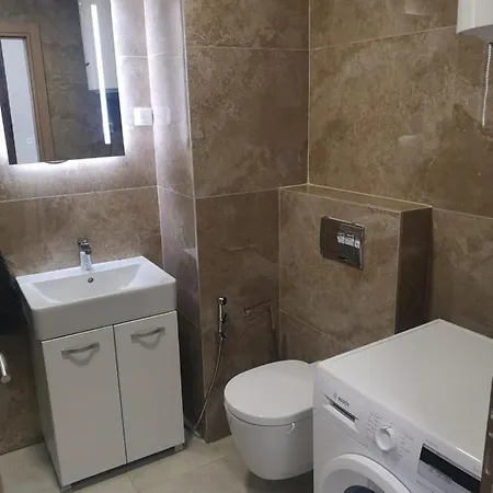 Seaview Emma Apartman Budva